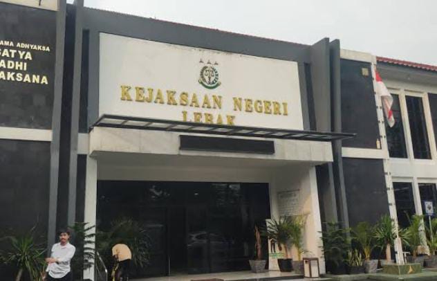 Kejari Lebak Dijaga TNI: Pengamanan Lembaga Penegak Hukum Diperkuat