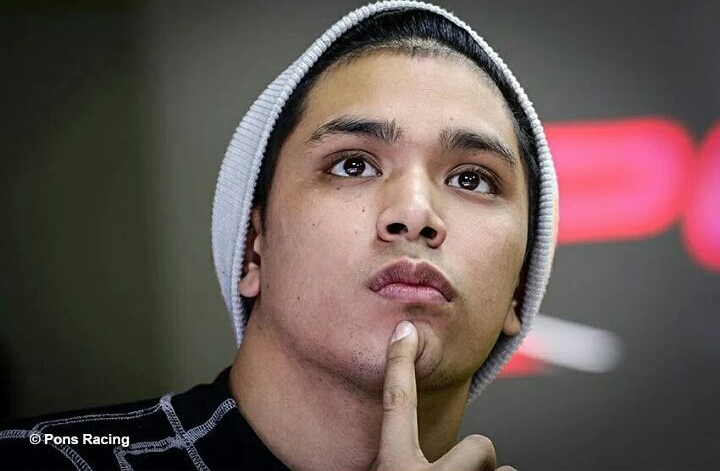 ‎Profil Philo Paz Armand, Terseret Usai Arhan Zize Cerai