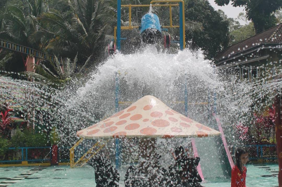 Tak Sampai Rp 50 Ribu, Segini Tiket Masuk CAS Water Park Cikole Pandeglang Terbaru