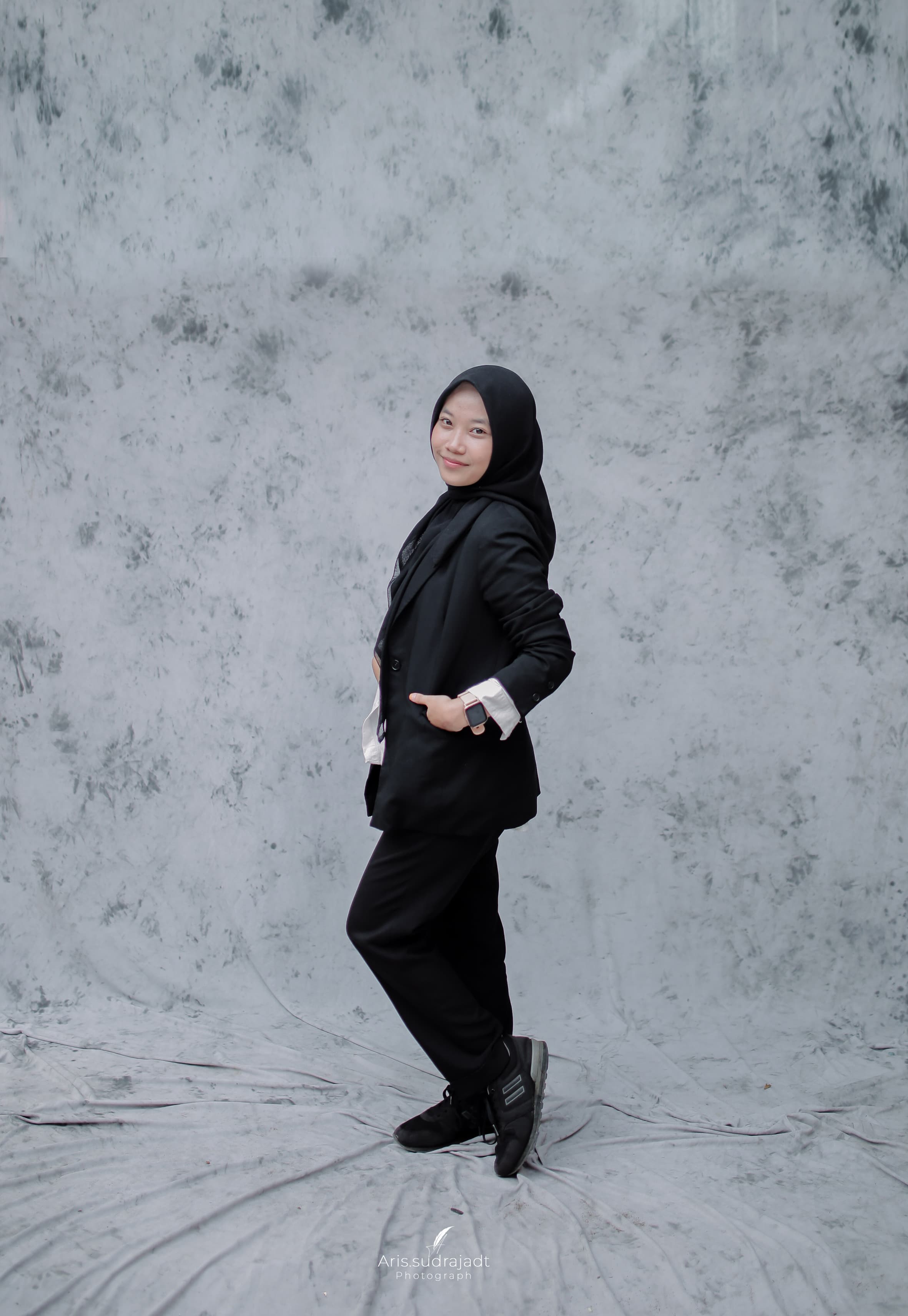 Strategi Gen Z Hadapi Dunia Kerja, Cara Gen Z Perkuat Karier lewat Komunitas dan Freelance 