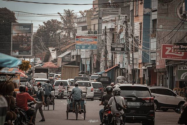 Di Sinilah Tempat Jual Sepatu Sekolah dengan Harga Murah di Serang Banten, Bisa Ditawar Pula