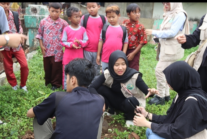 Tanamkan Cinta Lingkungan, KKM 46 Untirta Gelar Program 