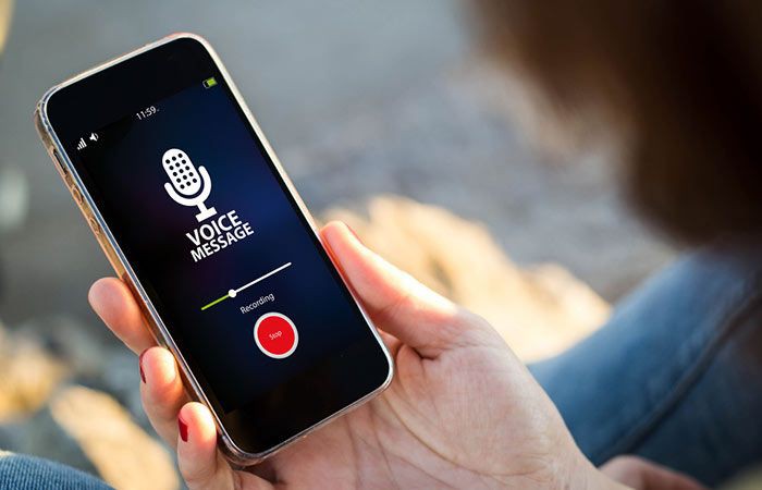 Mengungkap Ciri Kepribadian: 8 Karakter Orang yang Suka Menggunakan Voice Notes