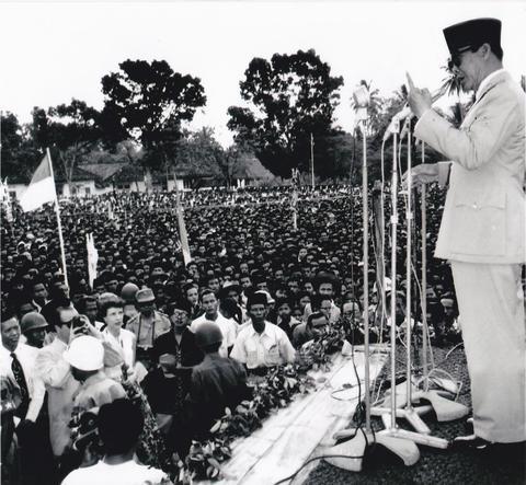 Presiden Soekarno Berpidato di Rangkasbitung, Sampaikan Pesan Ini