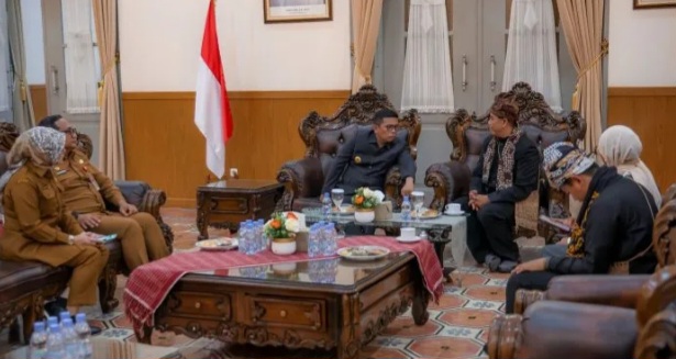 Perkuat Sarana Irigasi, Gubernur Banten Dorong Ketahanan Pangan Masyarakat Adat