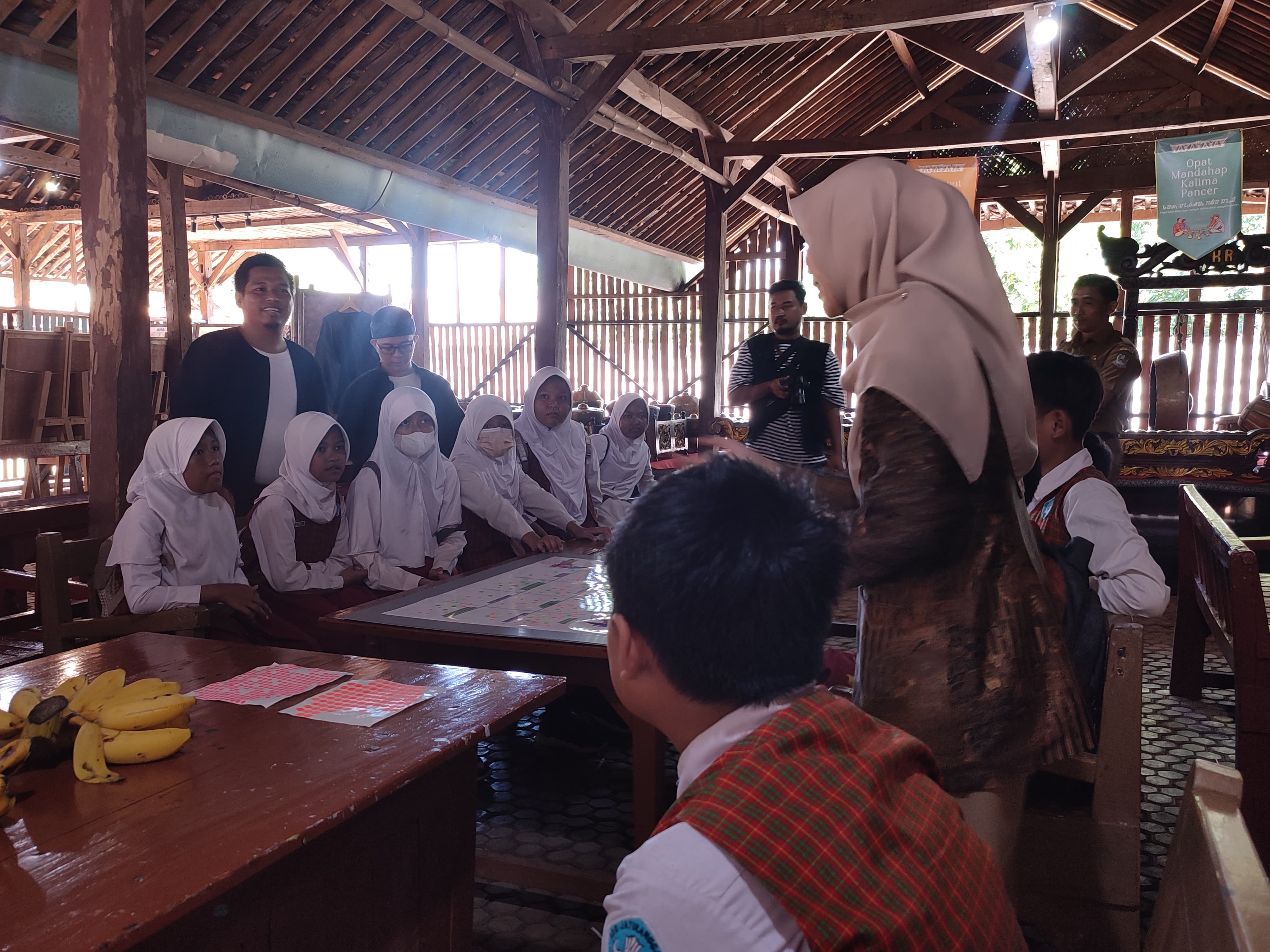 Kamu Butuh Cuan Tambahan? Inilah Rekomendasi Pekerjaan yang Bisa Kamu Lakukan Sebagai Mahasiswa