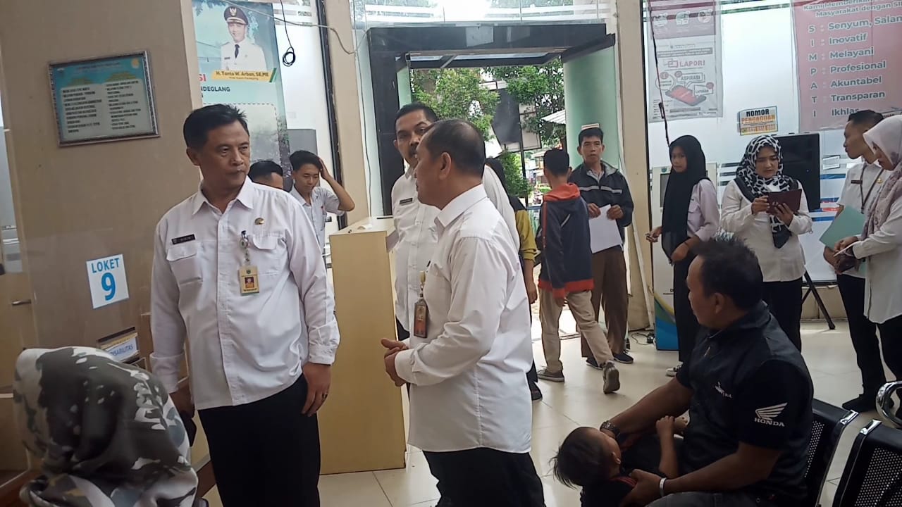 BKPSDM Pandeglang Sidak OPD, Memastikan Pelayanan Berjalan di Hari Pertama Kerja saat Ramadan