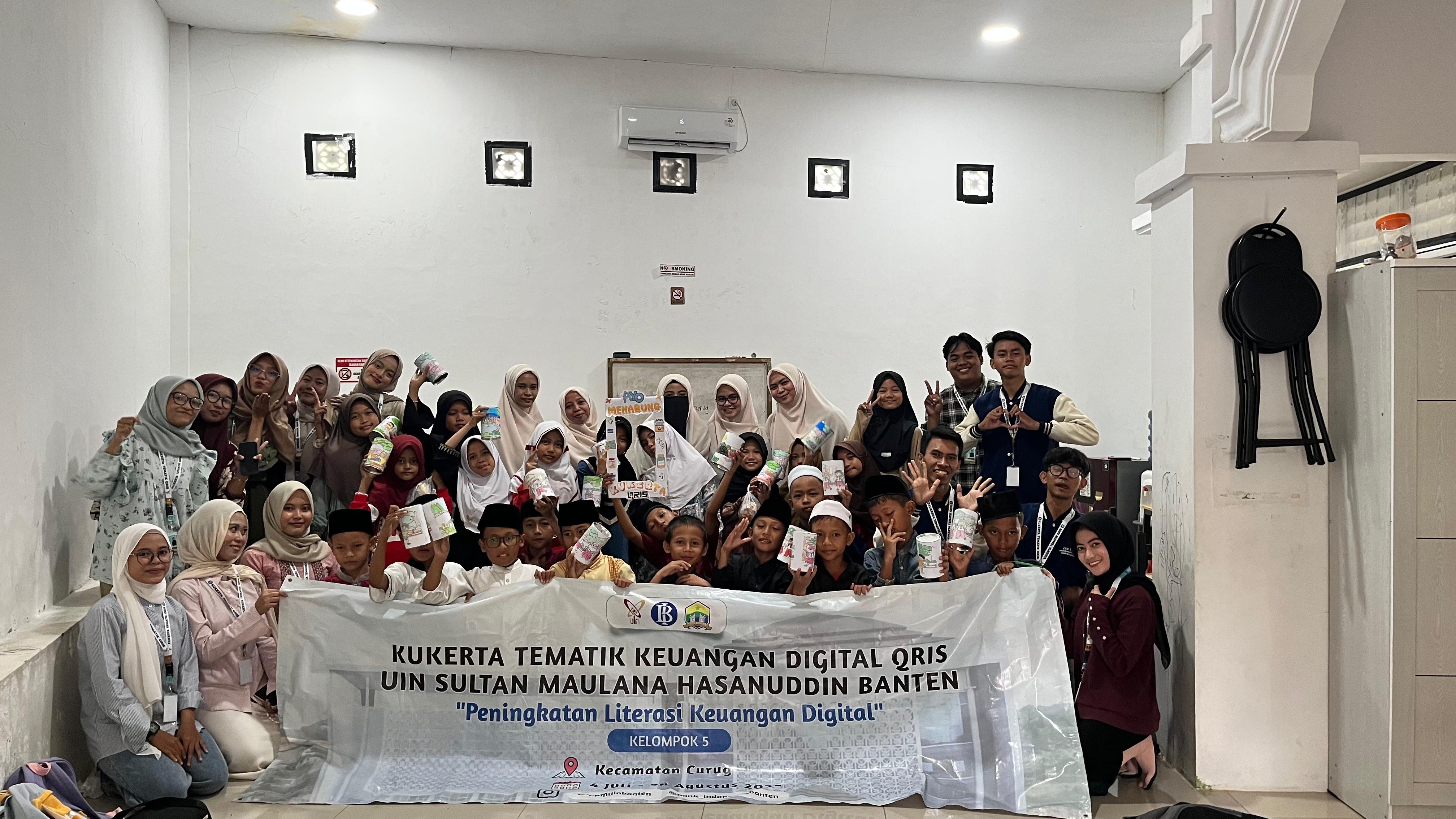 Kukerta Tematik Keuangan Digital QRIS UIN SMH Banten Kecamatan Curug Ajak Anak-Anak LPQ Menabung Sejak Dini