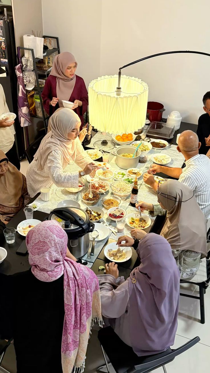 Perubahan Cara Bersilaturahmi saat Lebaran, Open House Kini Tak Selalu Ramai