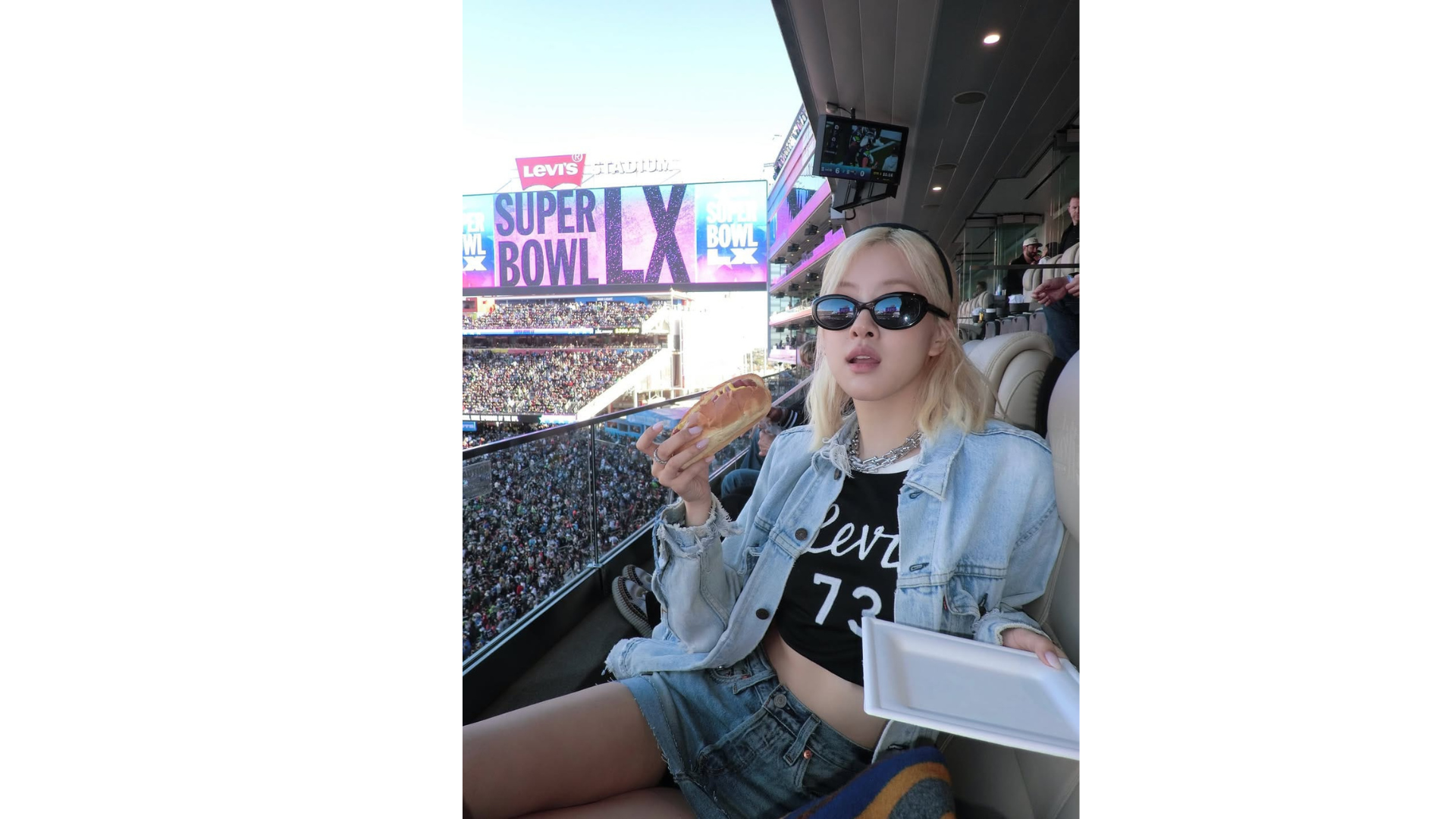 Guncang Panggung Super Bowl 2026, Rosé BLACKPINK Bukan Cuma Nyanyi, Tapi Bikin Sejarah