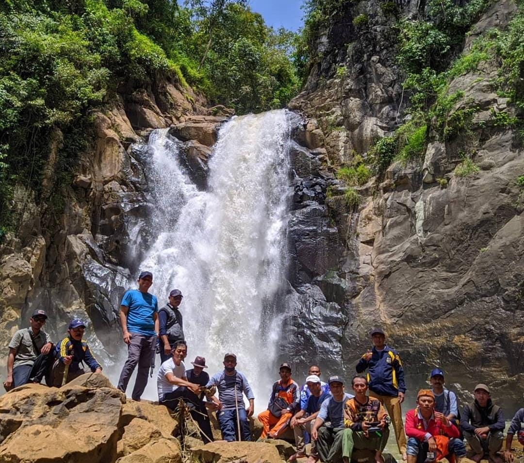 Curug Ngebul, Wisata Bandung Barat Yang Cocok Untuk Liburan