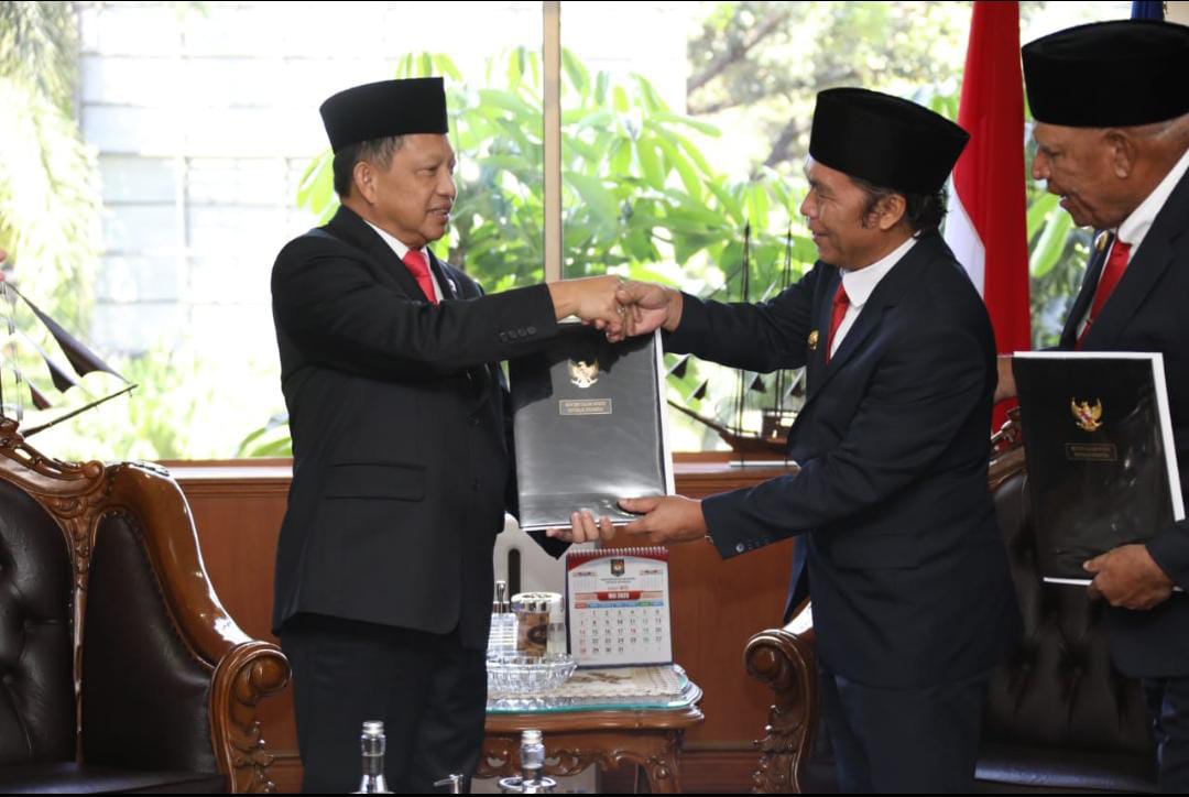Resmi Hari Ini, Masa Jabatan Al Muktabar sebagai Pj Gubernur Banten Diperpanjang