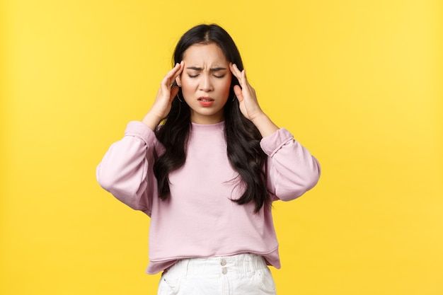 Mengatasi Jebakan Overthinking dan Ilusi Menjadi Pusat Perhatian