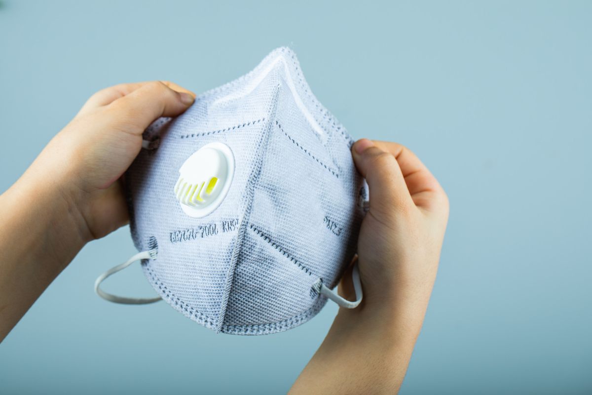Panic Buying Masker Merebak, Harga Masker Ikut Melonjak