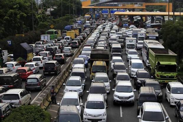 Prediksi Puncak Arus Mudik Lebaran 2025: Empat Gerbang Tol Ini Diperkirakan Padat