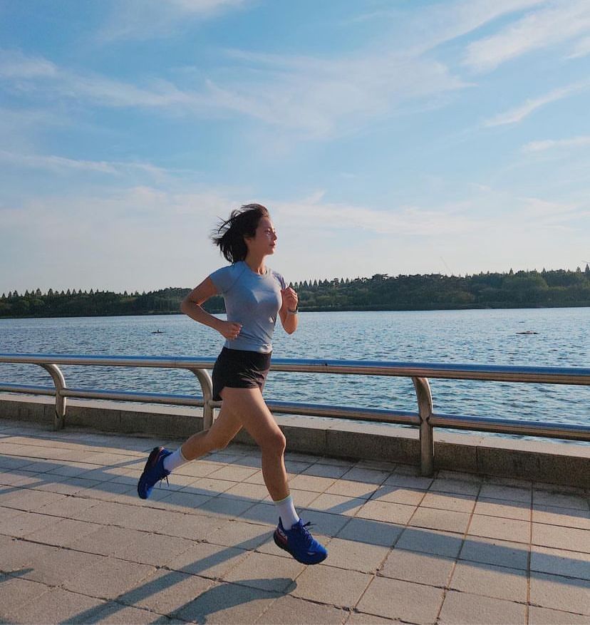 4 Manfaat Jogging di Siang Hari yang Belum Banyak Diketahui Orang