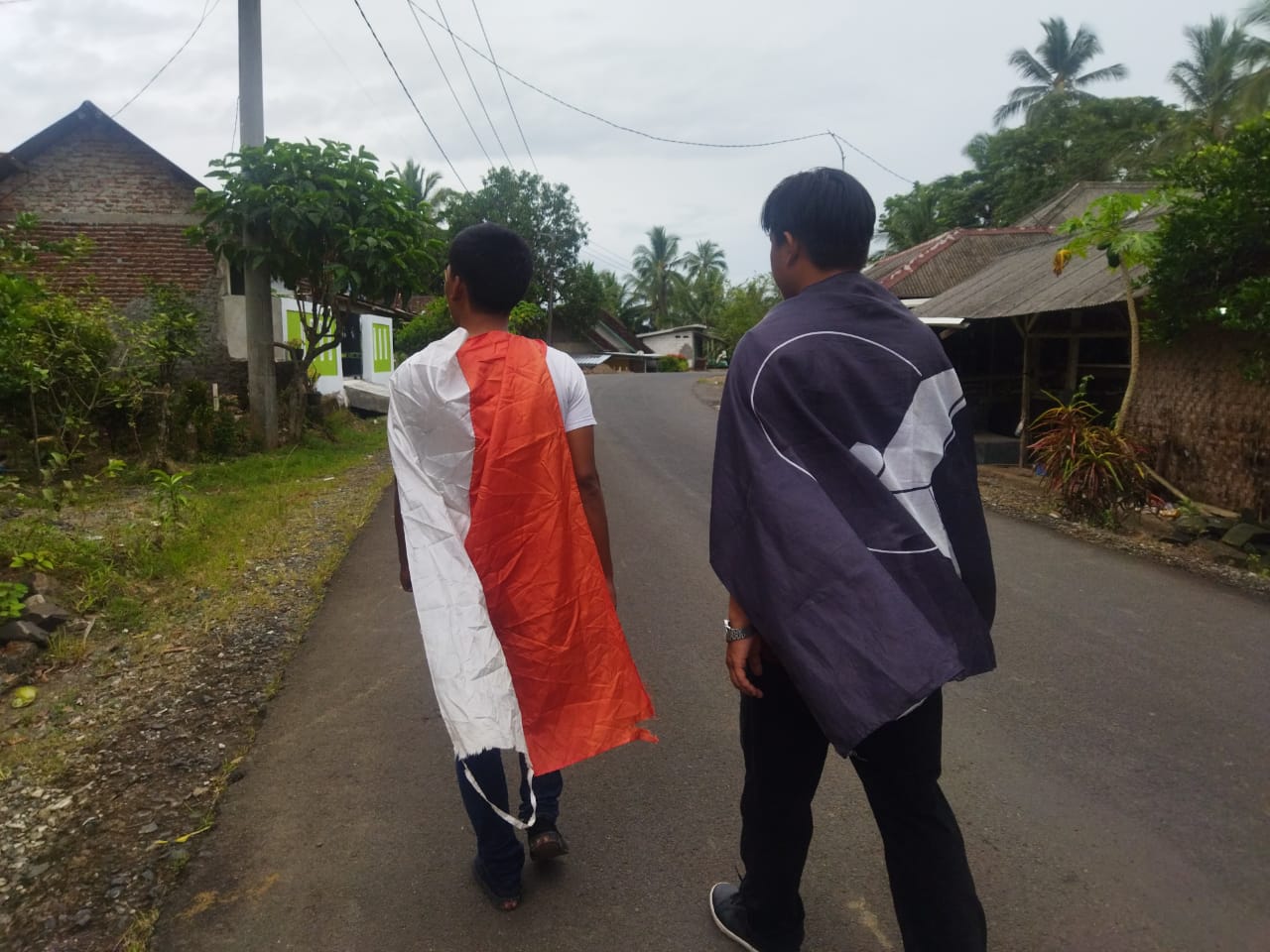 Luar Biasa! Protes Jalan Rusak, Mahasiswa Jalan Kaki 3 Hari 3 Malam Menuju Kantor Bupati Lebak 