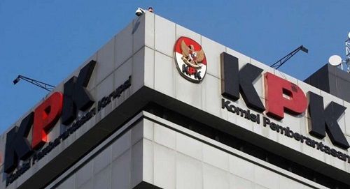 KPK Tangkap Pengusaha Menas Erwin Djohansyah dalam Kasus Suap Besar-besaran