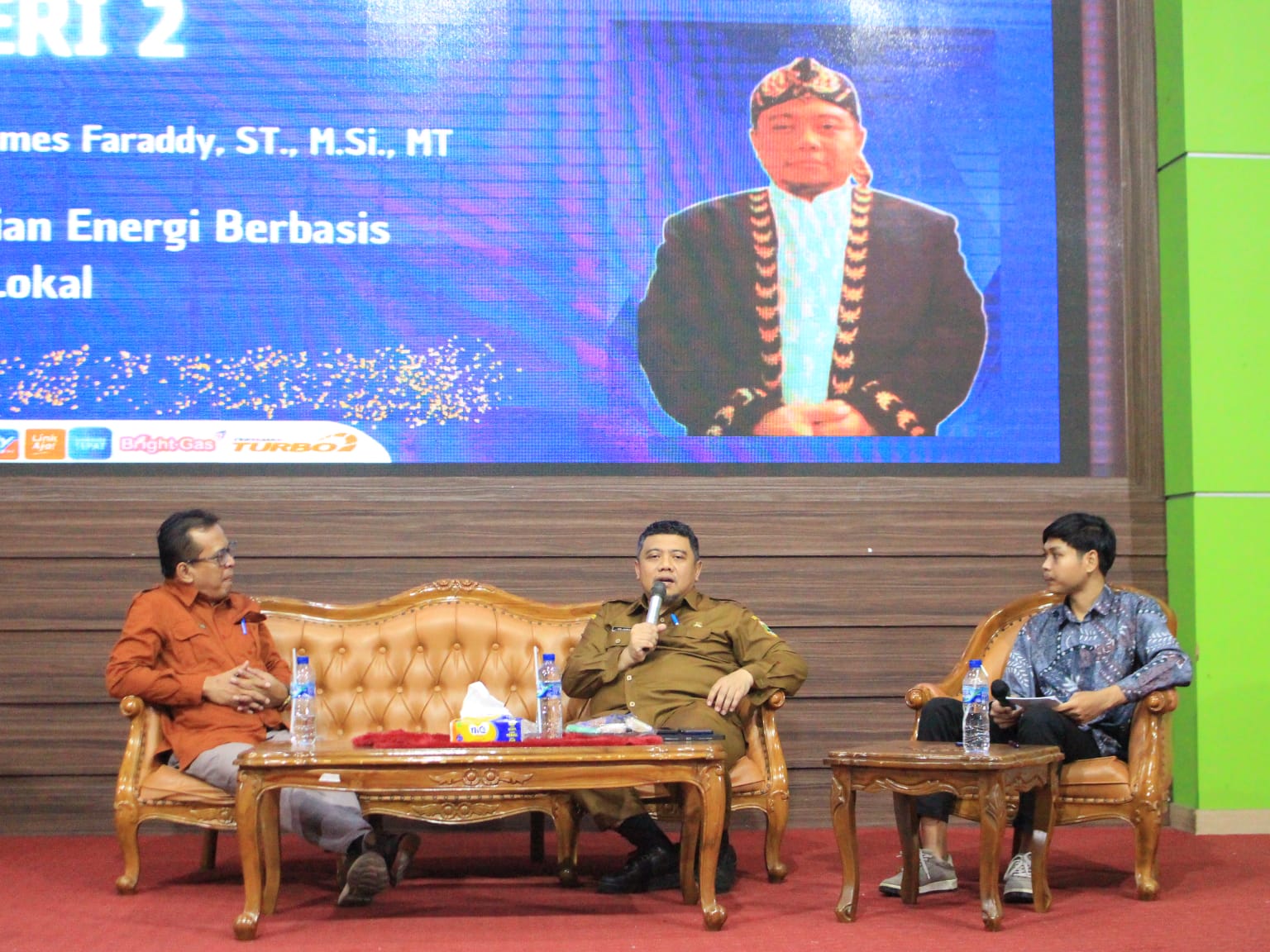 DEM Serang Raya Sukses Gelar Talk Show Energi Goes to Campus di Untirta