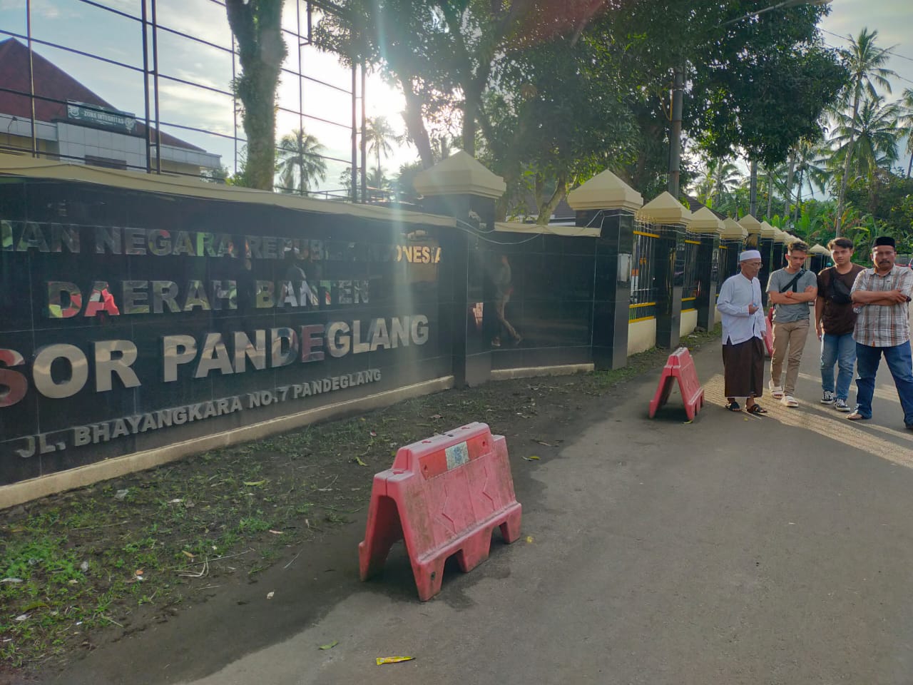 Dukun Mesum Asal Pandeglang Cabuli Gadis Cantik, Sehari Bisa Lima Kali, kini Dilaporkan ke Polres 