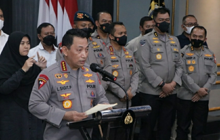 Irjen Teddy Minahasa Batal Jadi Kapolda Jatim, Terancam Dipecat dari Kepolisian 