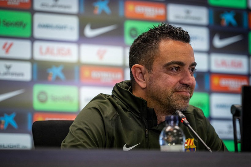 Fans Barcelona Cinta Xavi, Laporta No!