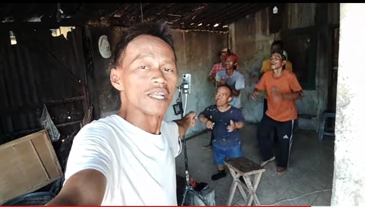 Viral di TikTok! Ternyata Ini Pencipta Joget Sadbor, Satu Kampung Joget untuk Meraup Keuntungan