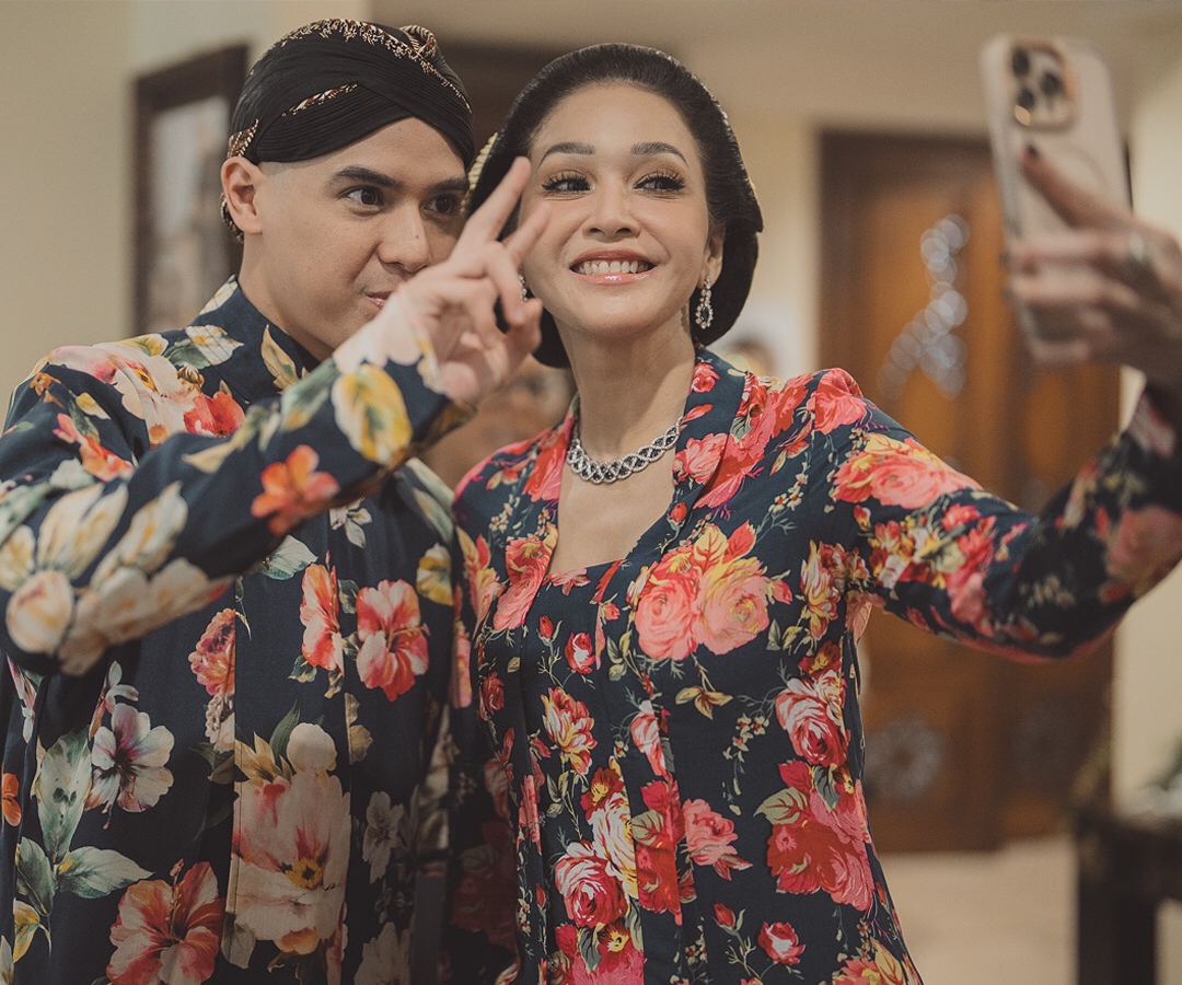 Blue Sapphire Maia Estianty Tembus Miliaran, Sama Seperti Cincin Ikonik Putri Diana