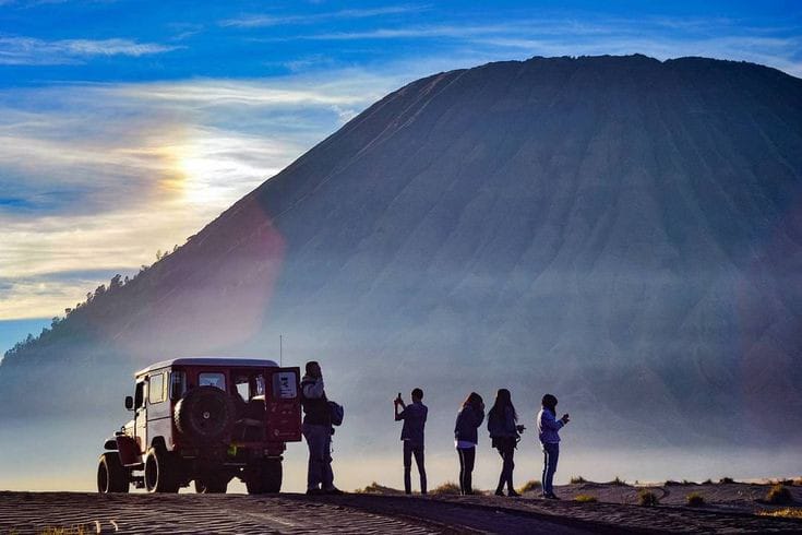 10 Rekomendasi Tempat Wisata Alam di Indonesia yang Wajib Dikunjungi By Albizio_19