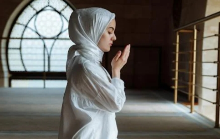 Lagi Haid Saat Ramadan? Yuk Lakukan 6 Amalan Ini Agar Pahala Kamu Kencang Terus