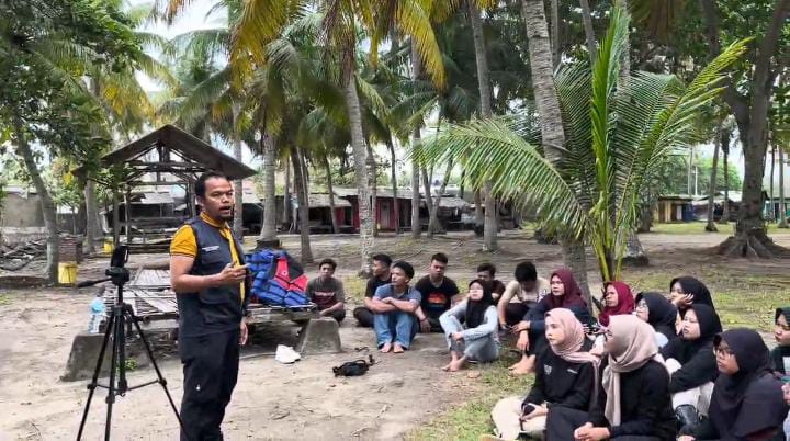 KSR Perguruan Tinggi Se-Kota Serang Mengikuti Pelatihan Water Rescue 