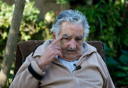 Jose Mujica Presiden Termiskin di Dunia yang Rela Donasikan Seluruh Gaji dan Istana Negara untuk Rakyatnya
