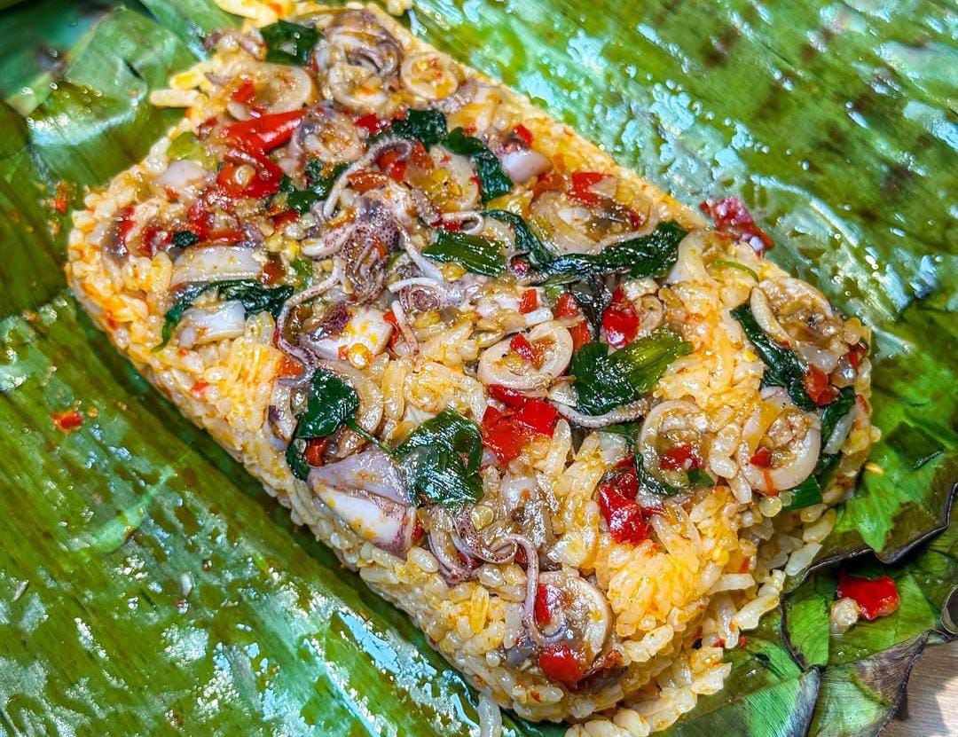 Nasi Liwet Bakar Sambal Cumi Pete: Perpaduan Lezat yang Bikin Nagih