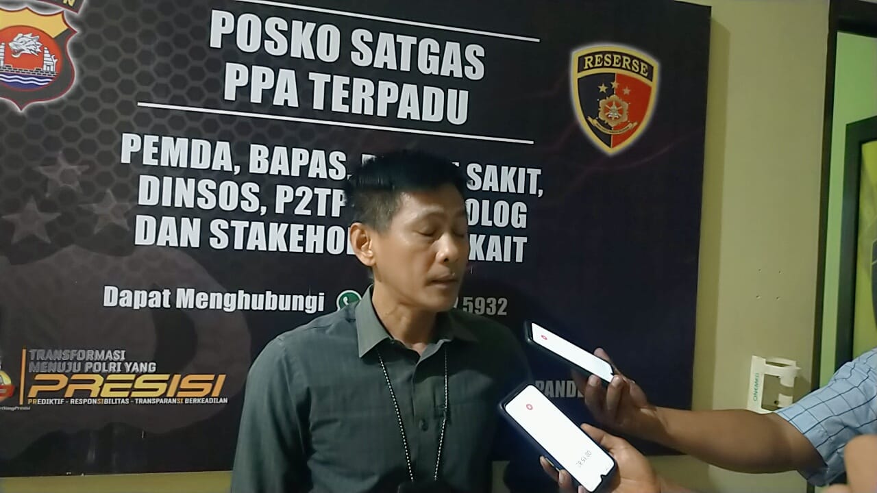 Dicekoki Miras, Siswi SMP di Pandeglang Digilir 5 Pemuda 