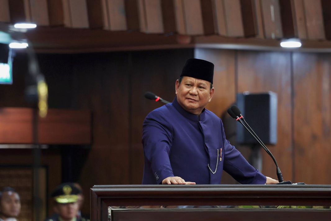 Prabowo Rencanakan Tambahan Gaji Guru di Indonesia