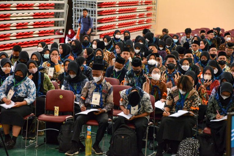 Kamu Mahasiswa Baru, Ini Rangkaian Ospek di Kampus yang Harus Kamu Ketahui