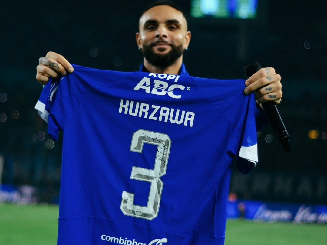Layvin Kurzawa Resmi Gabung Persib Bandung