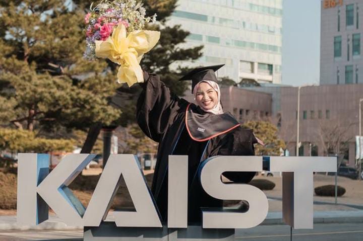 Xaviera Putri CoC Wisuda dari KAIST: Inilah Dibalik Kesuksesannya