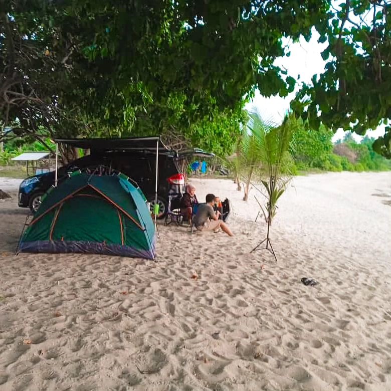 Wisata Pandeglang, Pantai Laut Bengkung, Camping Ground Murah Meriah