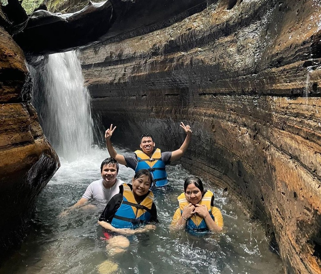 Rute Menuju Curug Putri Menikmati Keindahan Green Canyon Milik