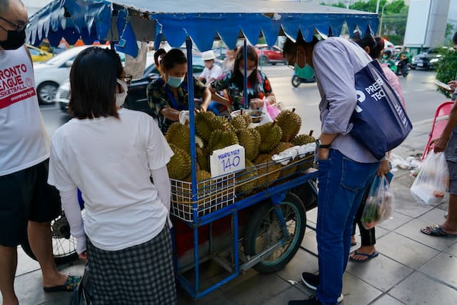 Lagi Musim Durian nih, Inilah Tips Membeli Durian Lezat agar Tidak Tertipu 