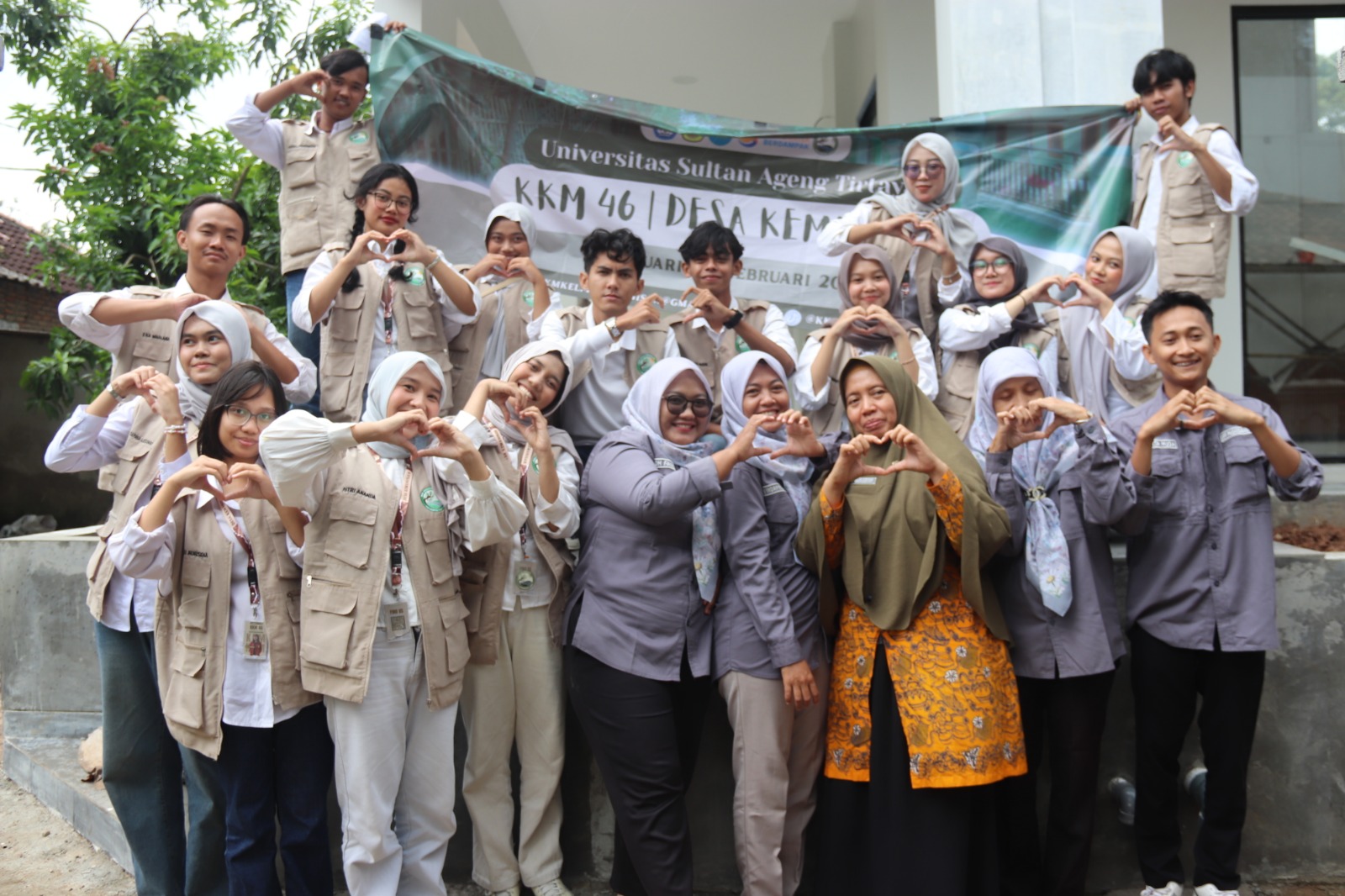 Peduli Kesehatan Warga, KKM 46 Untirta Gelar Cek Kesehatan Gratis 