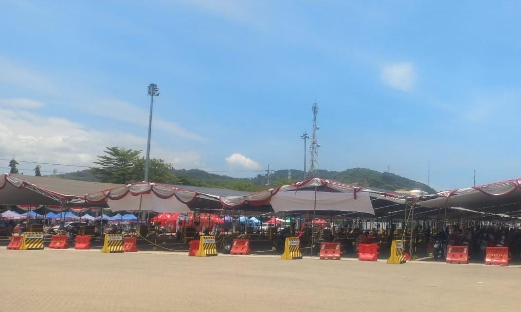 Ribuan Penumpang dan 4.384 Sepeda Motor Menyeberang dari Pelabuhan Ciwandan