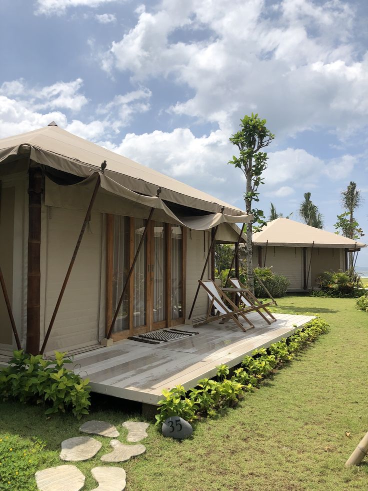 Wisata Glamping di Banten: Menginap Mewah di Tengah Alam Liar