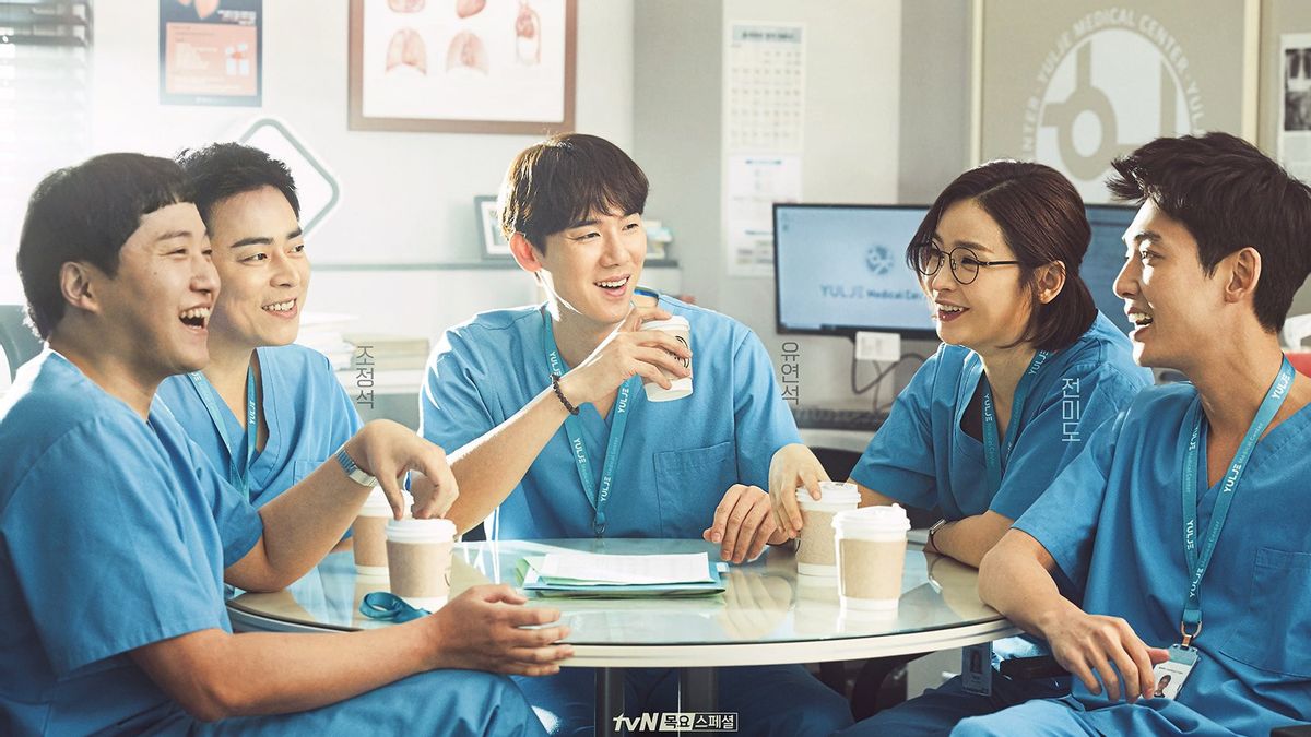 Dokter Tapi Ngeband, Drama Korea Hospital Playlist Ceritakan Realita Dunia Medis