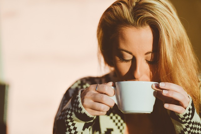 9 Manfaat Minum Air Hangat di Pagi Hari yang Jarang Diketahui