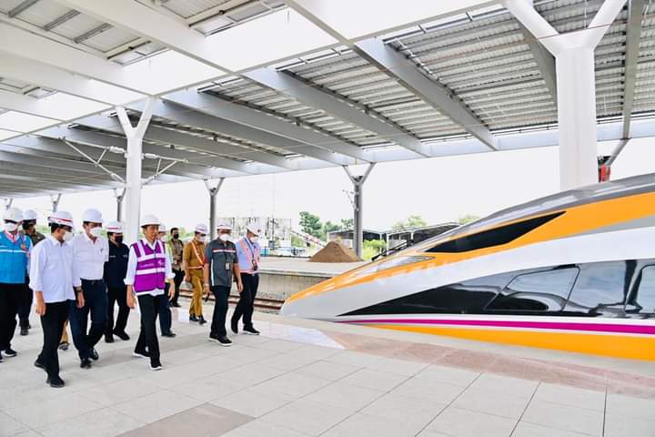 Capai 88,8 Persen, Kereta Cepat Jakarta-Bandung akan Diluncurkan pada Juni 2023