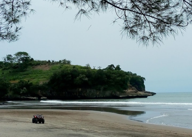 Keindahan Pantai Serang Blitar Jadi Andalan Tempat Wisata Jawa Timur