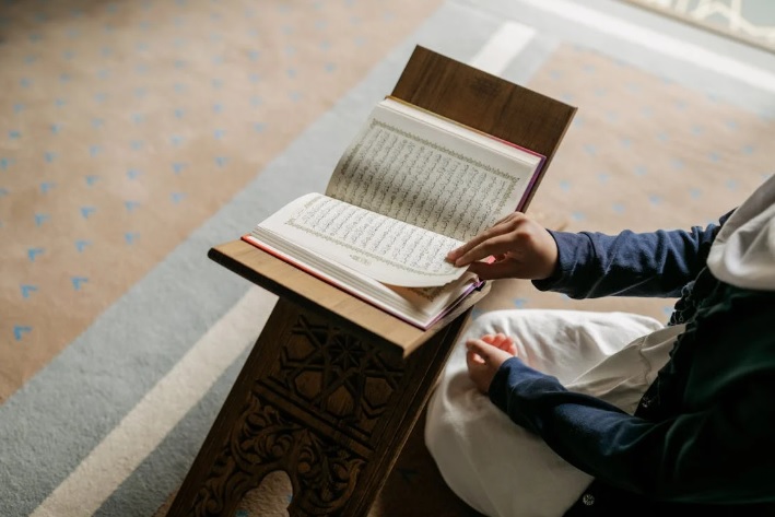 Gak Cuma Dapat Pahala, Ini 8 Keutamaan Tadarus Al-Quran di Bulan Ramadan
