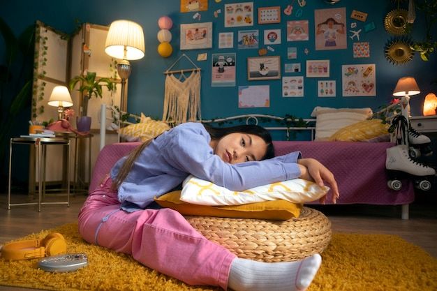 Tanpa sadar Gen Z  Kehilangan Masa Muda: Antara Distraksi Digital dan Krisis Arah Hidup